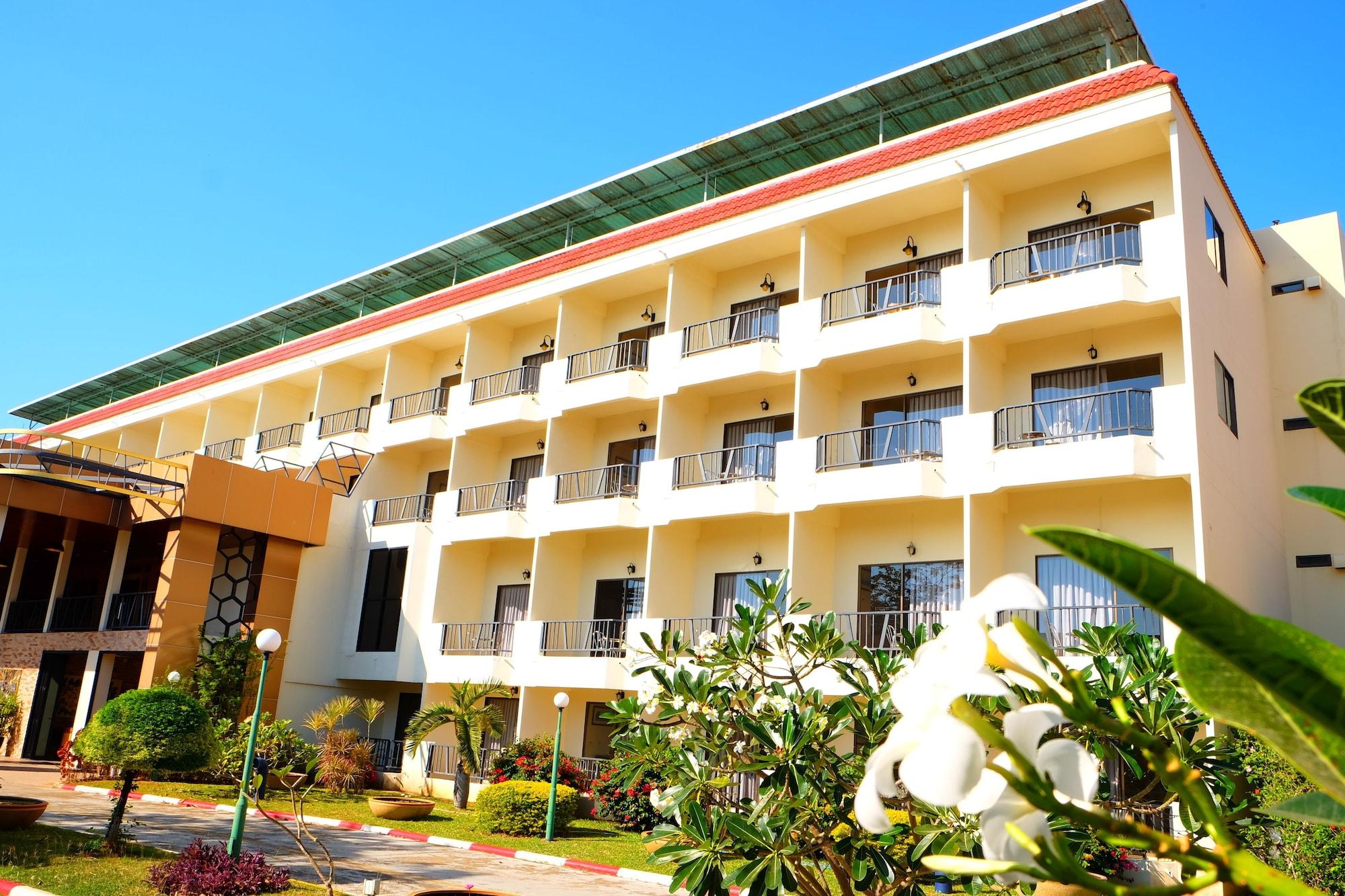 New Travel Beach Hotel & Resort Чао-Лао-Бич Экстерьер фото
