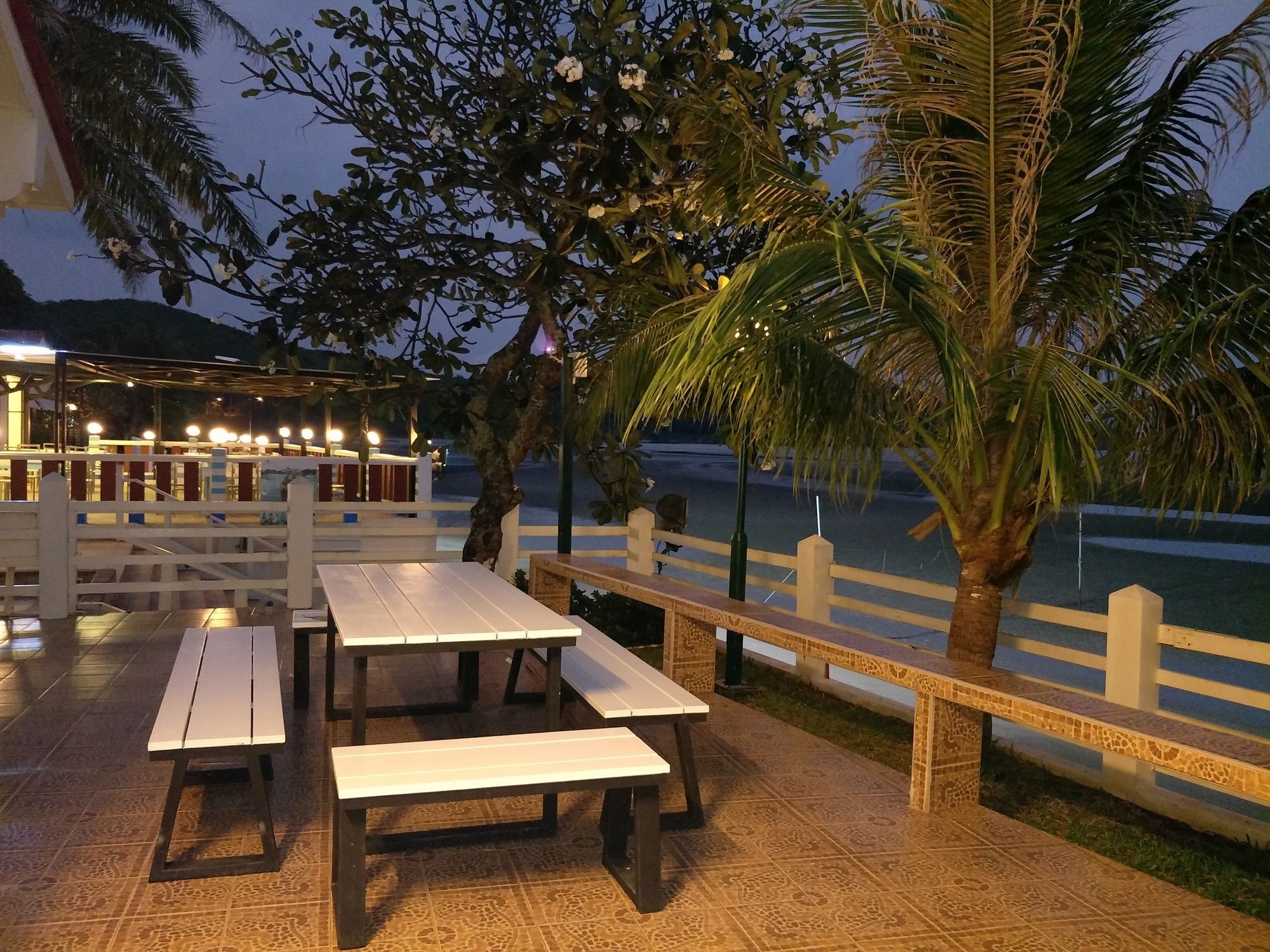 New Travel Beach Hotel & Resort Чао-Лао-Бич Экстерьер фото